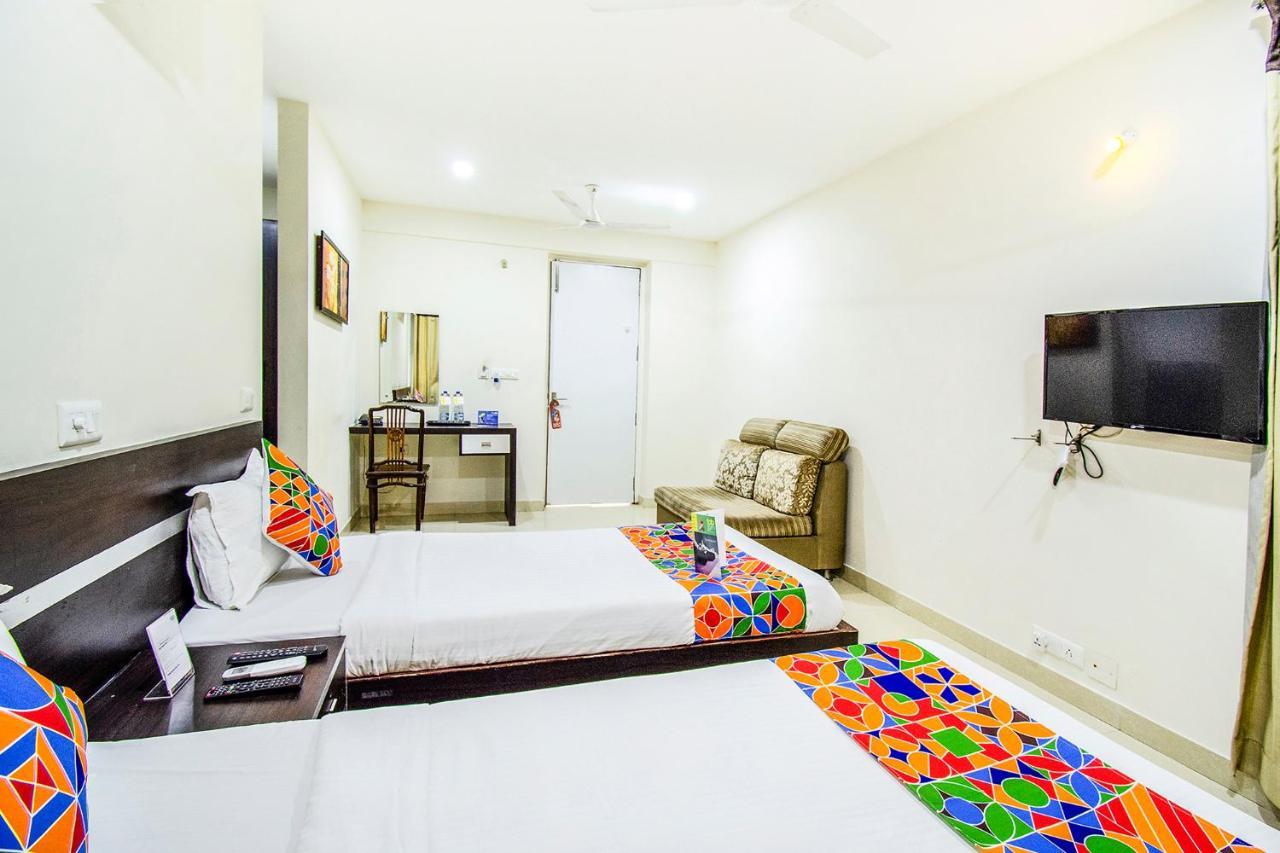 Fabhotel Pride Inn - Nr Tcs Deccan Park, Hitech City Hyderabad Exteriör bild